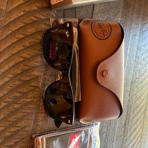 Brand new Ray Ban New Wayfarer sunglasses!